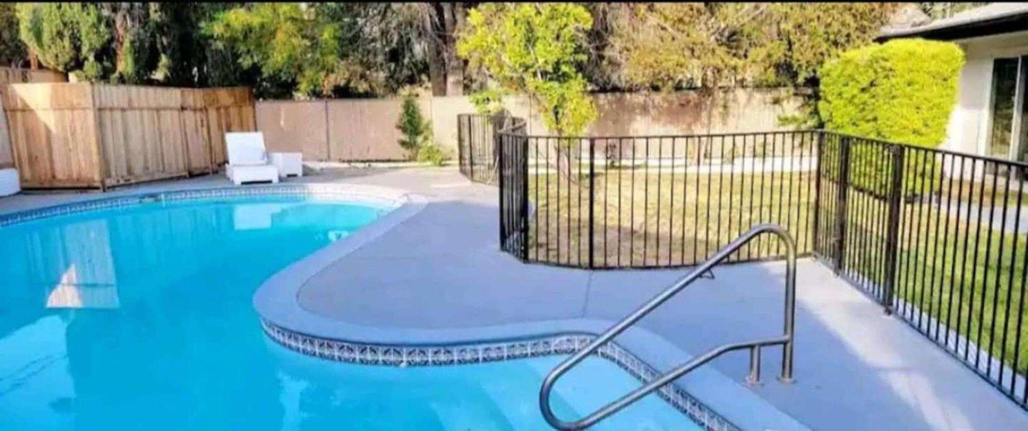 洛杉矶Spacious 4Bed 2Bath, Gated Pool, Wi-Fi, Garage别墅 外观 照片